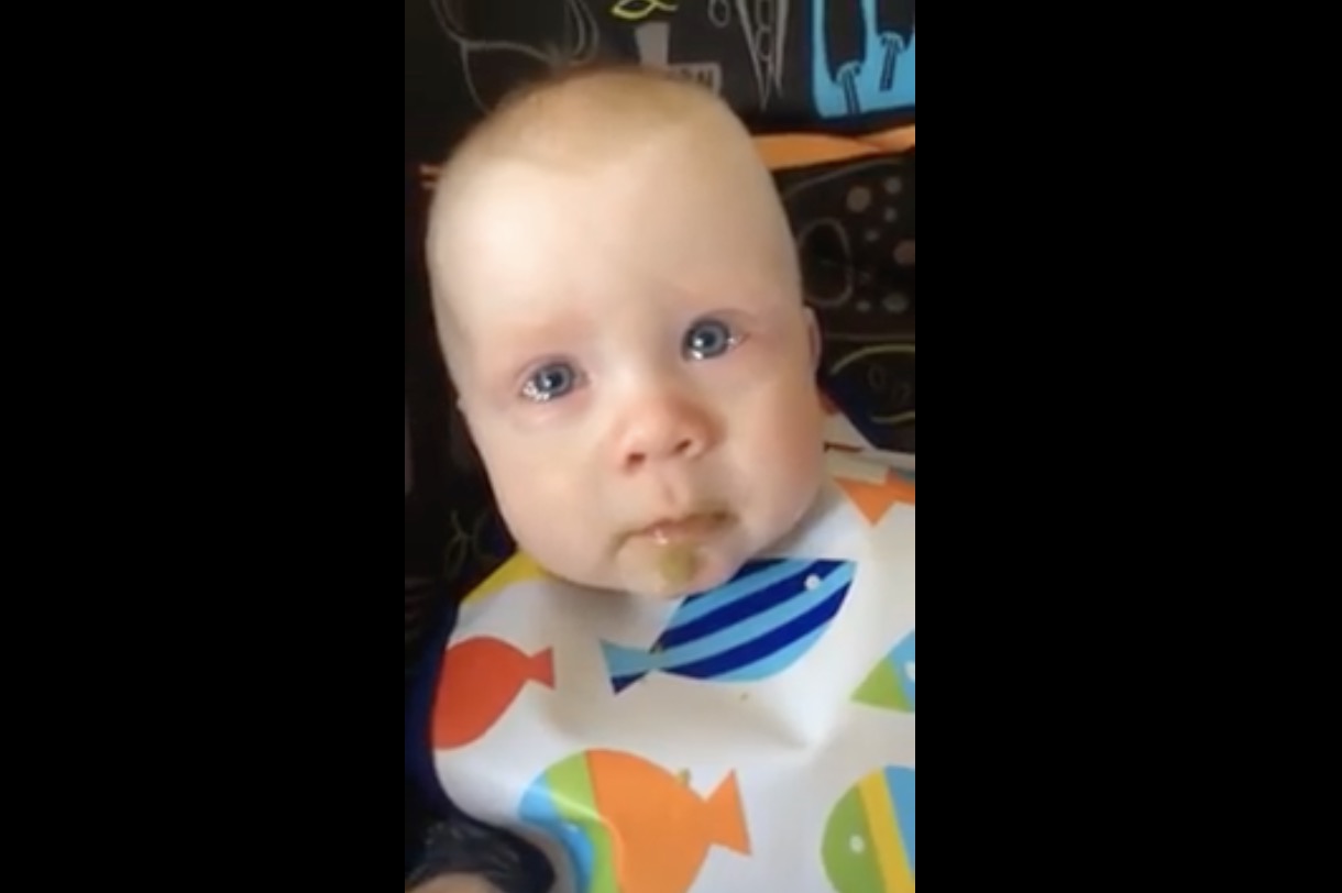 Aw: Mom Sings Worship Tune to Baby, His Super Sweet Reaction is Going ...