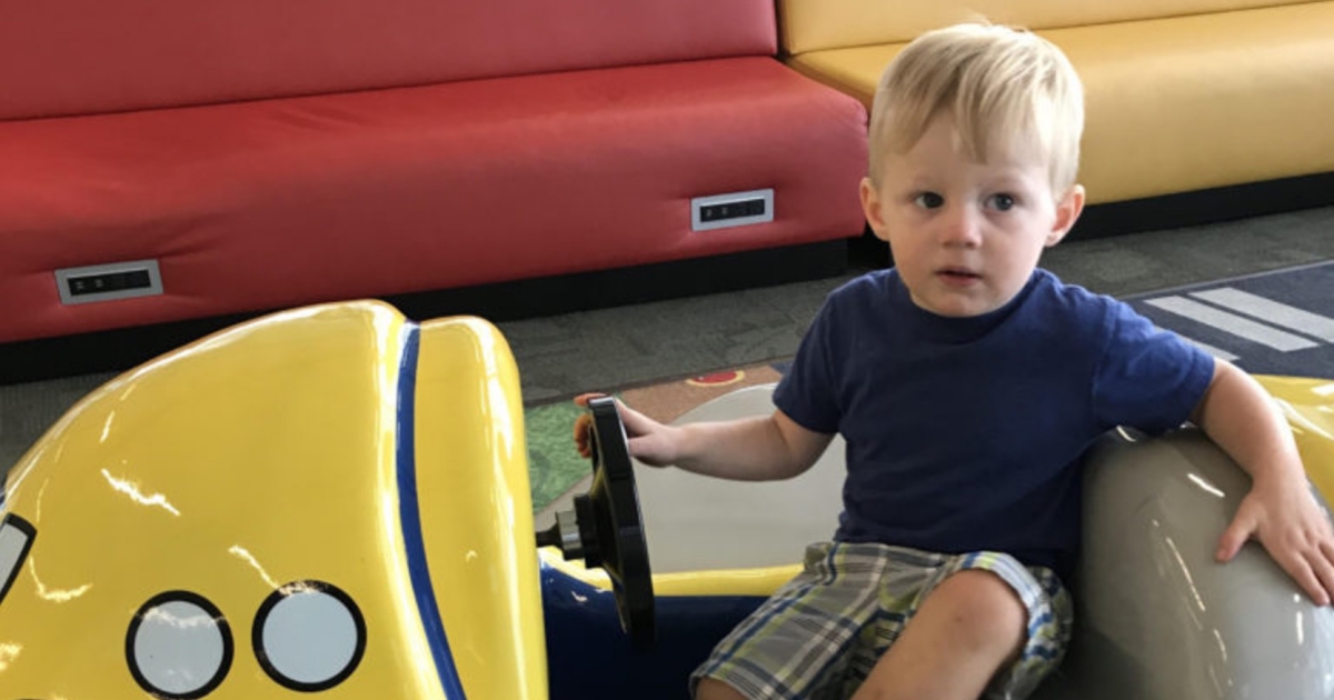 How to Survive a Flight With a Screaming Toddler – Faithwire