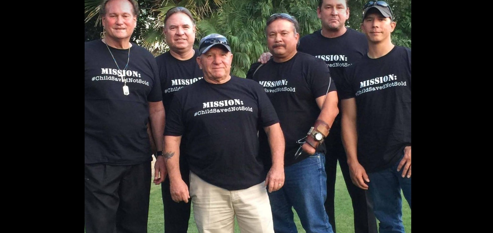 Still Heroes Ex U S Navy Seals And Retired Police Officers Team Up To