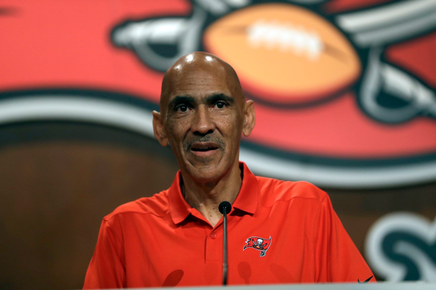 Famed NFL Coach Tony Dungy Defends Drew Brees After National Anthem