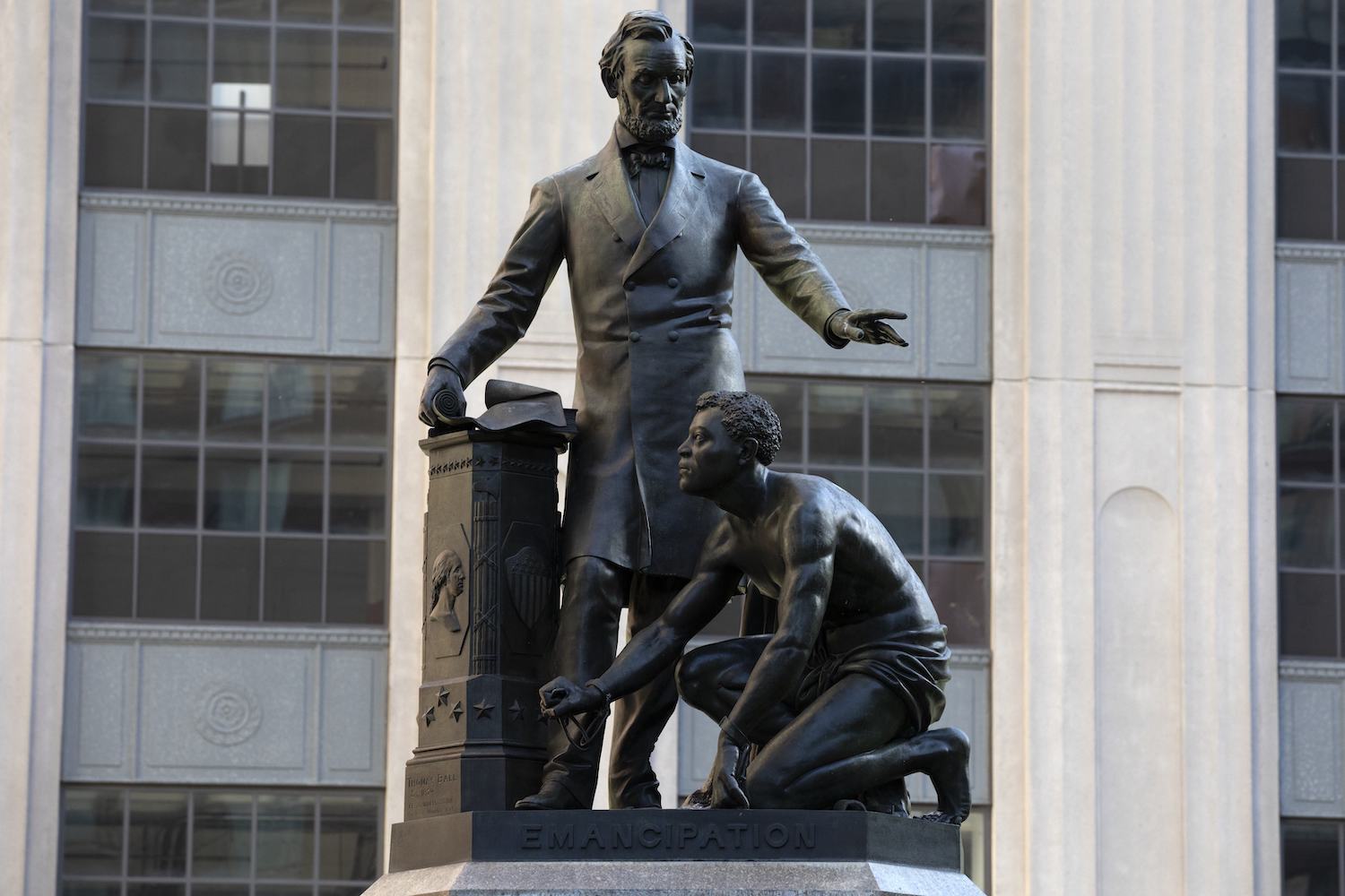 Boston Taking down Lincoln Emancipation Statue after Unanimous Vote