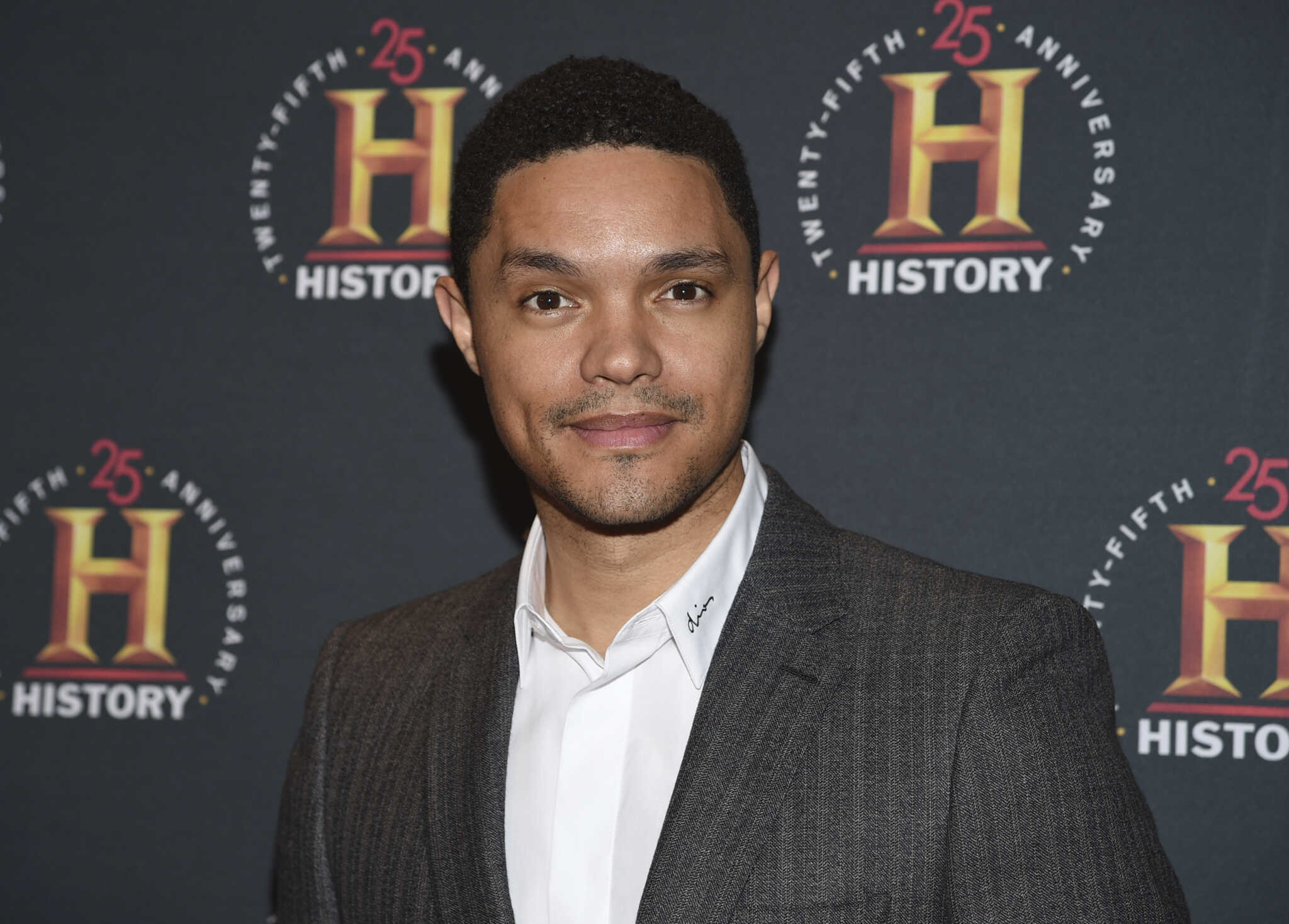 trevor-noah-gender-reveal-parties-are-outdated-should-only-happen