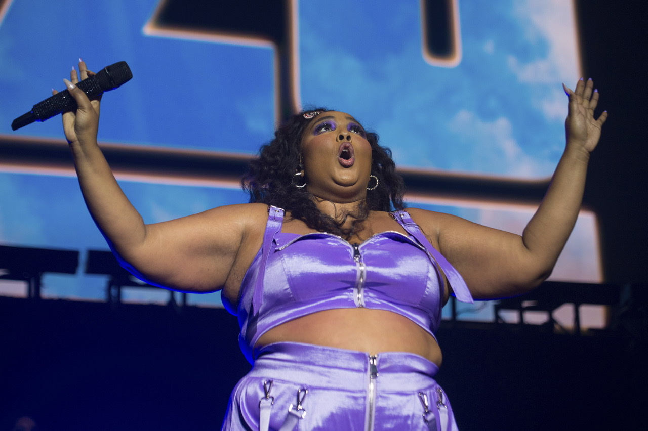 Singer Lizzo Facing Backlash For Going On Health Detox Succumbing To