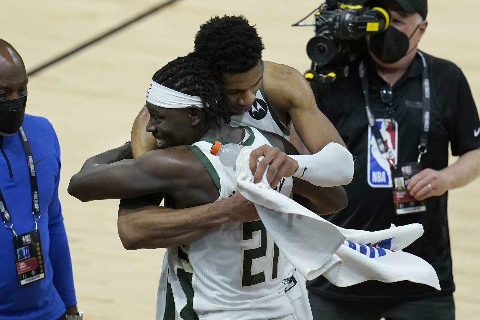 Jrue Holiday Gives God Glory as Bucks Win First NBA Championship in 50